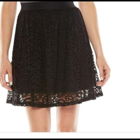 LC Lauren Conrad Boho Chic Soft Black Lace Overlay Swing Lined Skirt XS - Picture 9 of 9